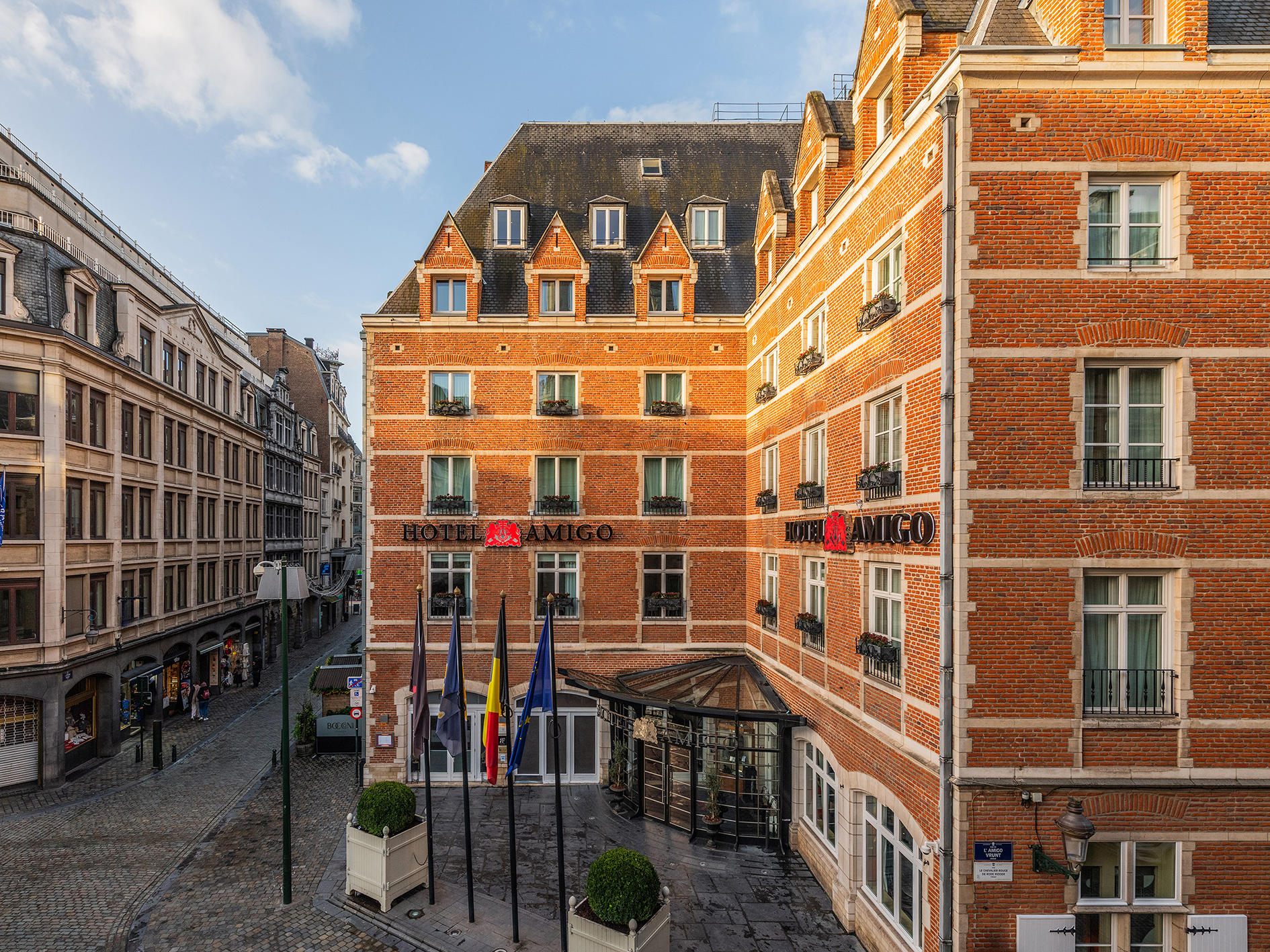 Hotel Amigo Partners with the Fashion & Lace Museum